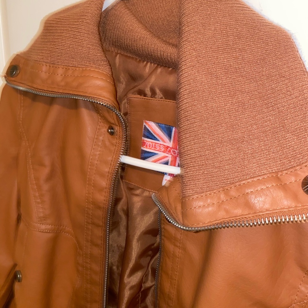 Leather jacket - Picture 5 of 5